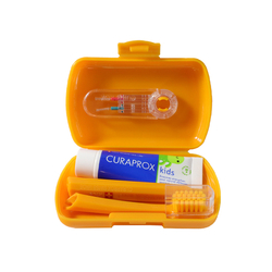 Curaprox Travel set KIDS , cestovní sada oranžová